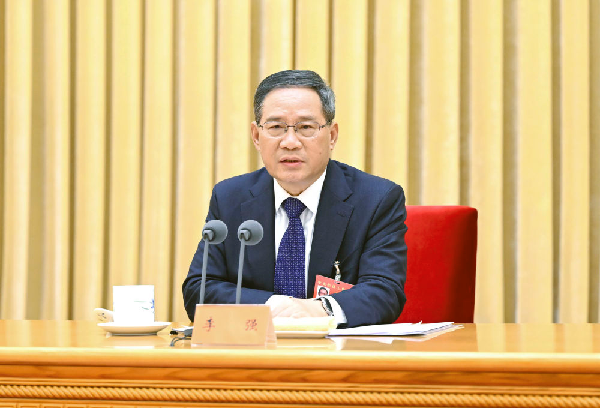12月15日至16日,中央经济工作会议在北京举行。中共中央政治局常委李强出席会议并讲话。新华社记者 燕雁 摄 12月15日至16日,中央经济工作会议在北京举行。中共中央政治局常委李强出席会议并讲话。新华社记者 燕雁 摄
